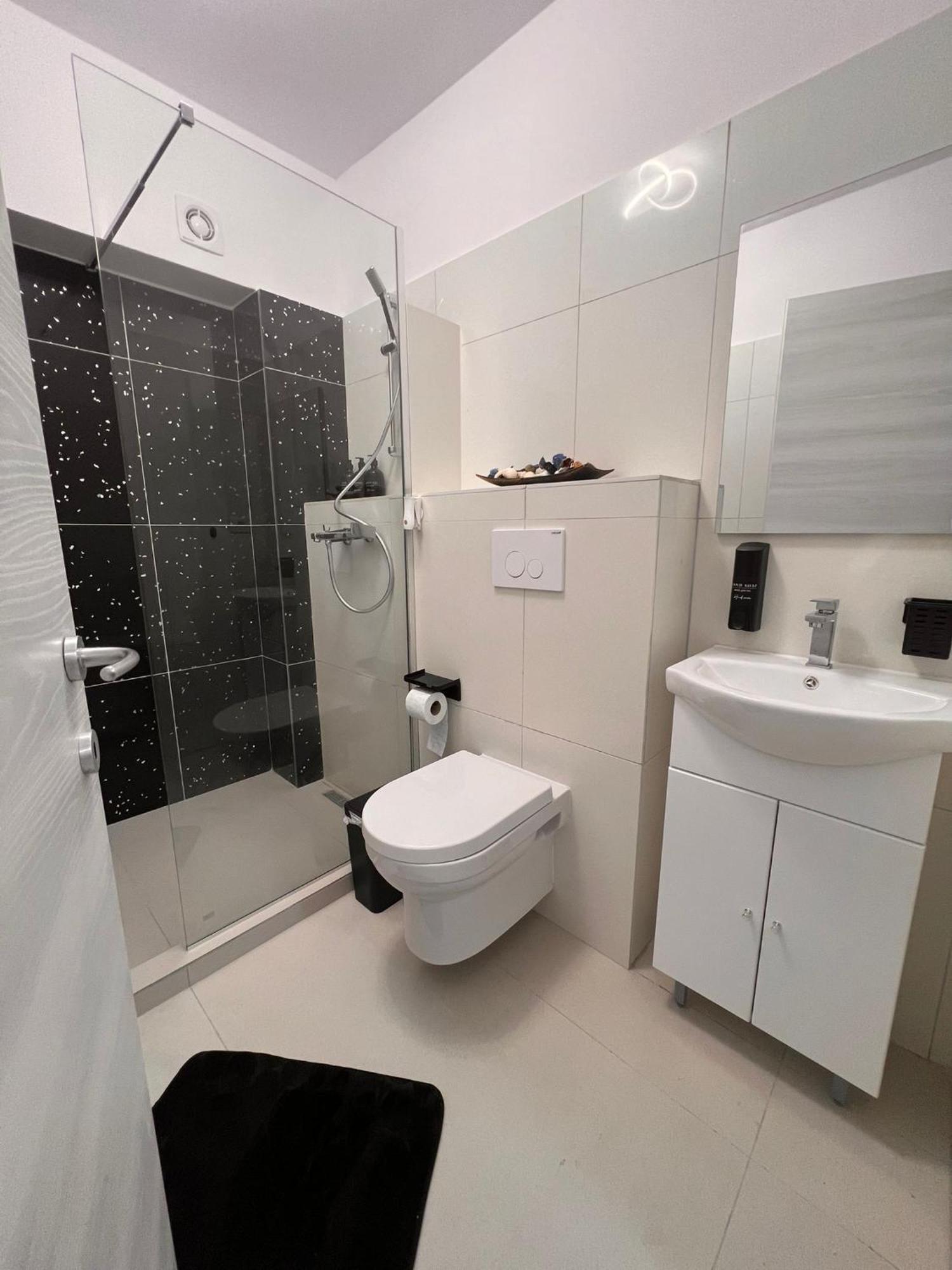 Isth Wave Studio Năvodari المظهر الخارجي الصورة